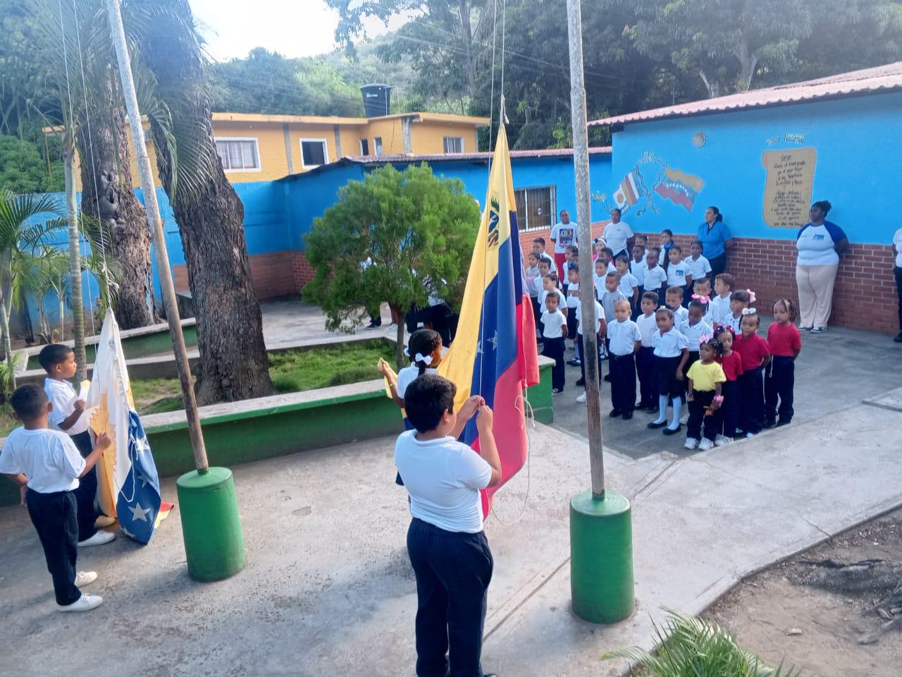 Unidad Educativa Estadal Osma imagen 0
